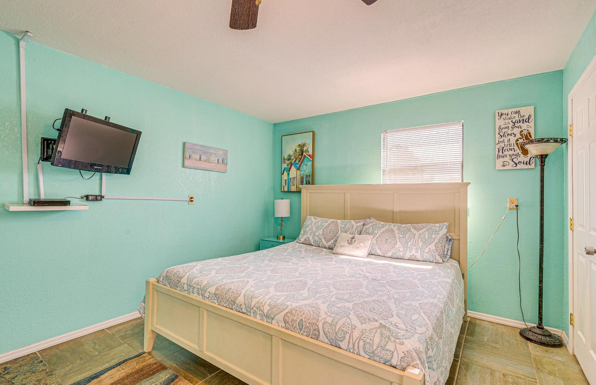 Waterfront Hernando Beach Home With Dock And Hot Tub! Eksteriør billede