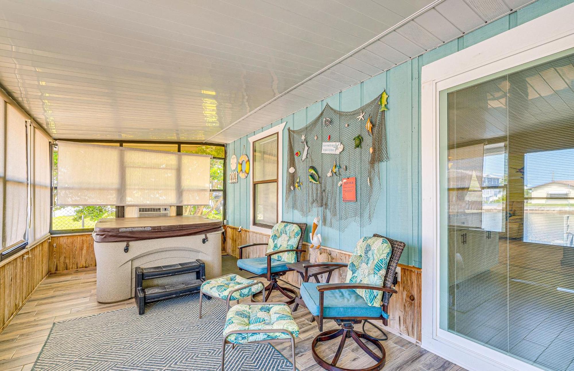 Waterfront Hernando Beach Home With Dock And Hot Tub! Eksteriør billede