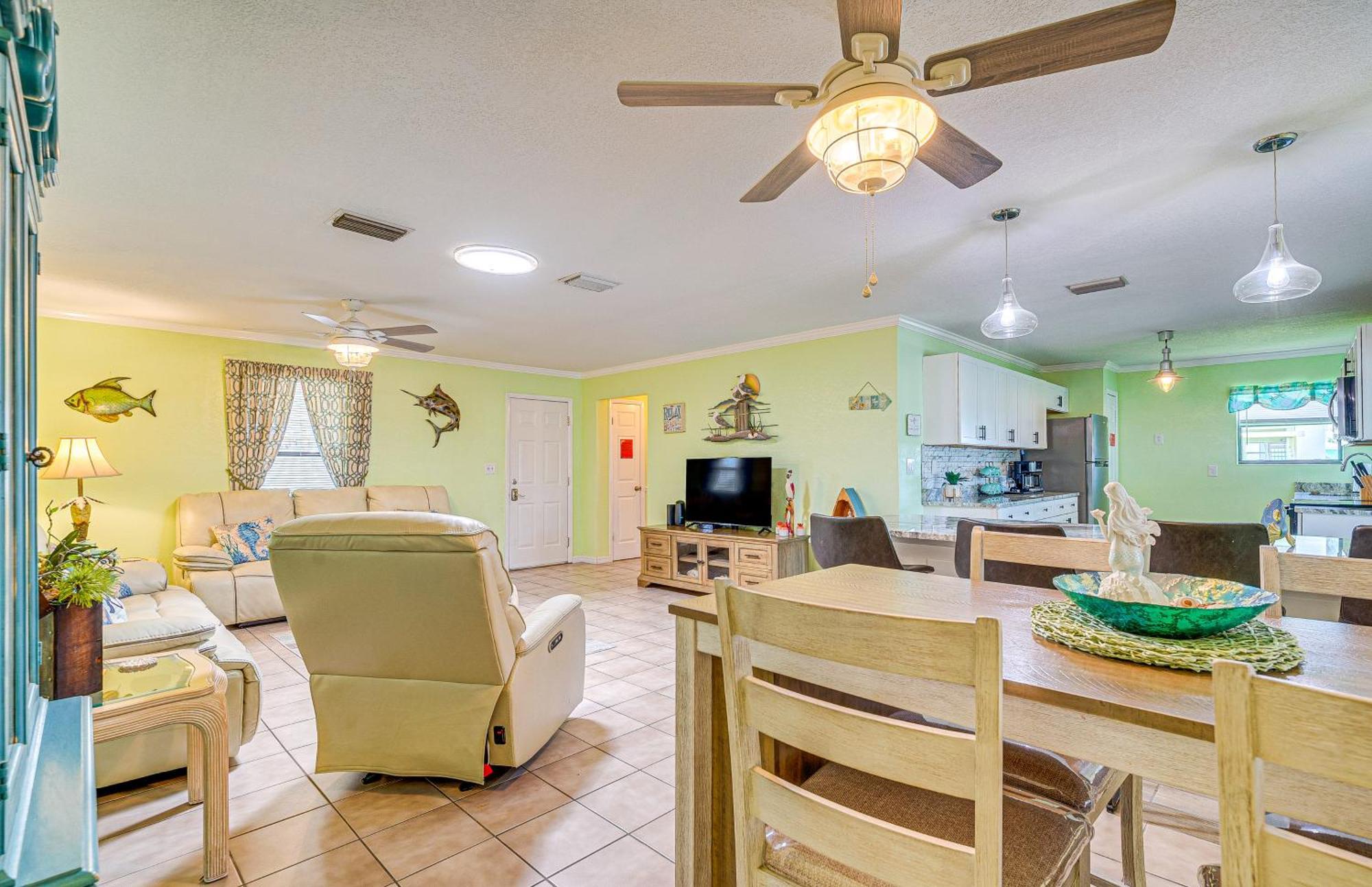 Waterfront Hernando Beach Home With Dock And Hot Tub! Eksteriør billede