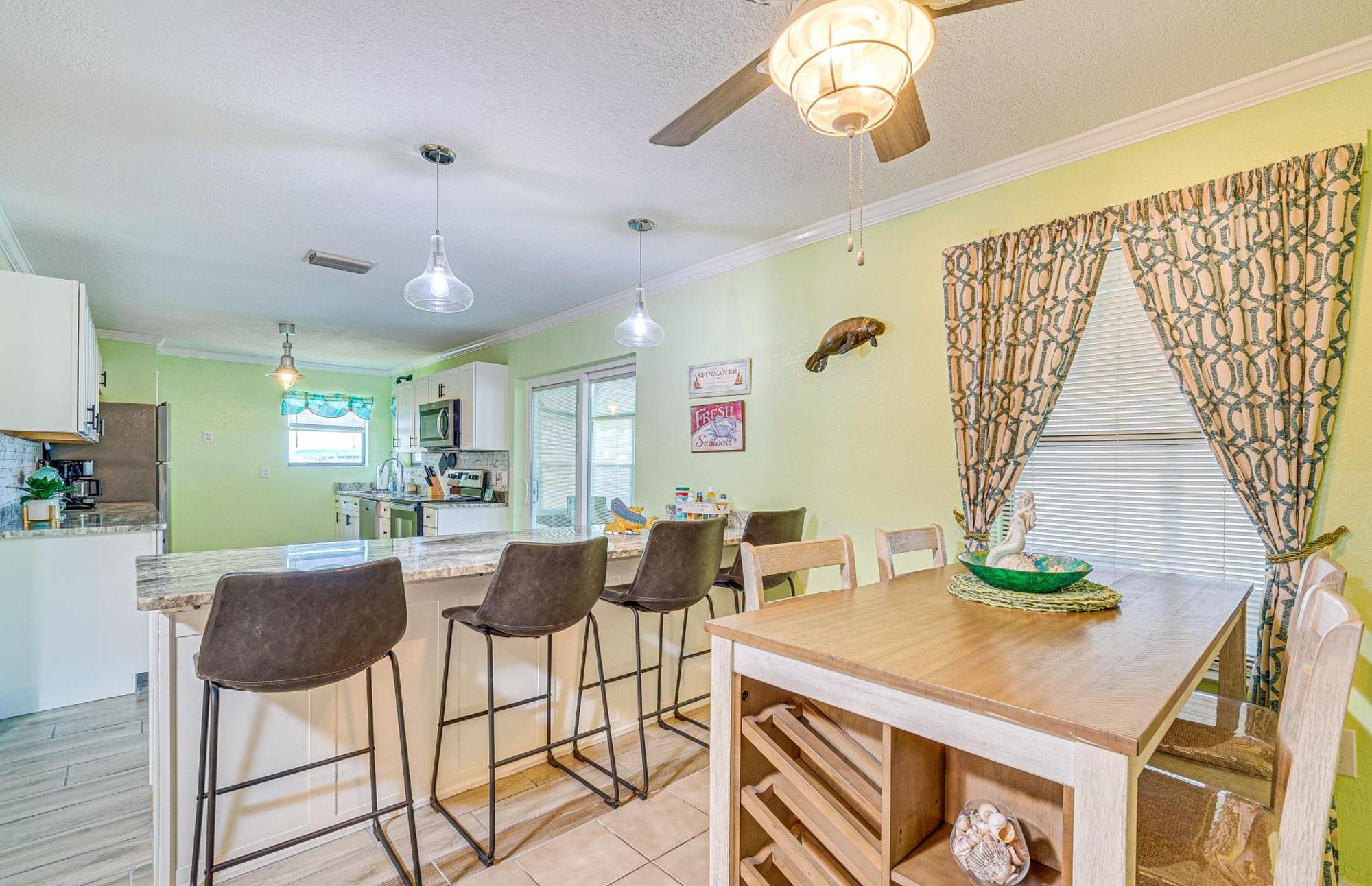 Waterfront Hernando Beach Home With Dock And Hot Tub! Eksteriør billede